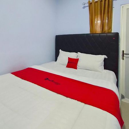 Reddoorz Syariah Near Stasiun Wates Hotel Wates  Екстериор снимка