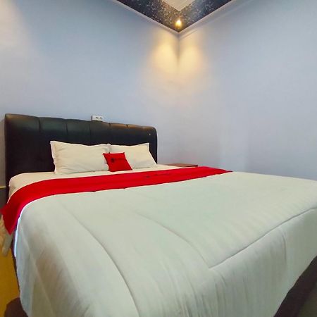 Reddoorz Syariah Near Stasiun Wates Hotel Wates  Екстериор снимка