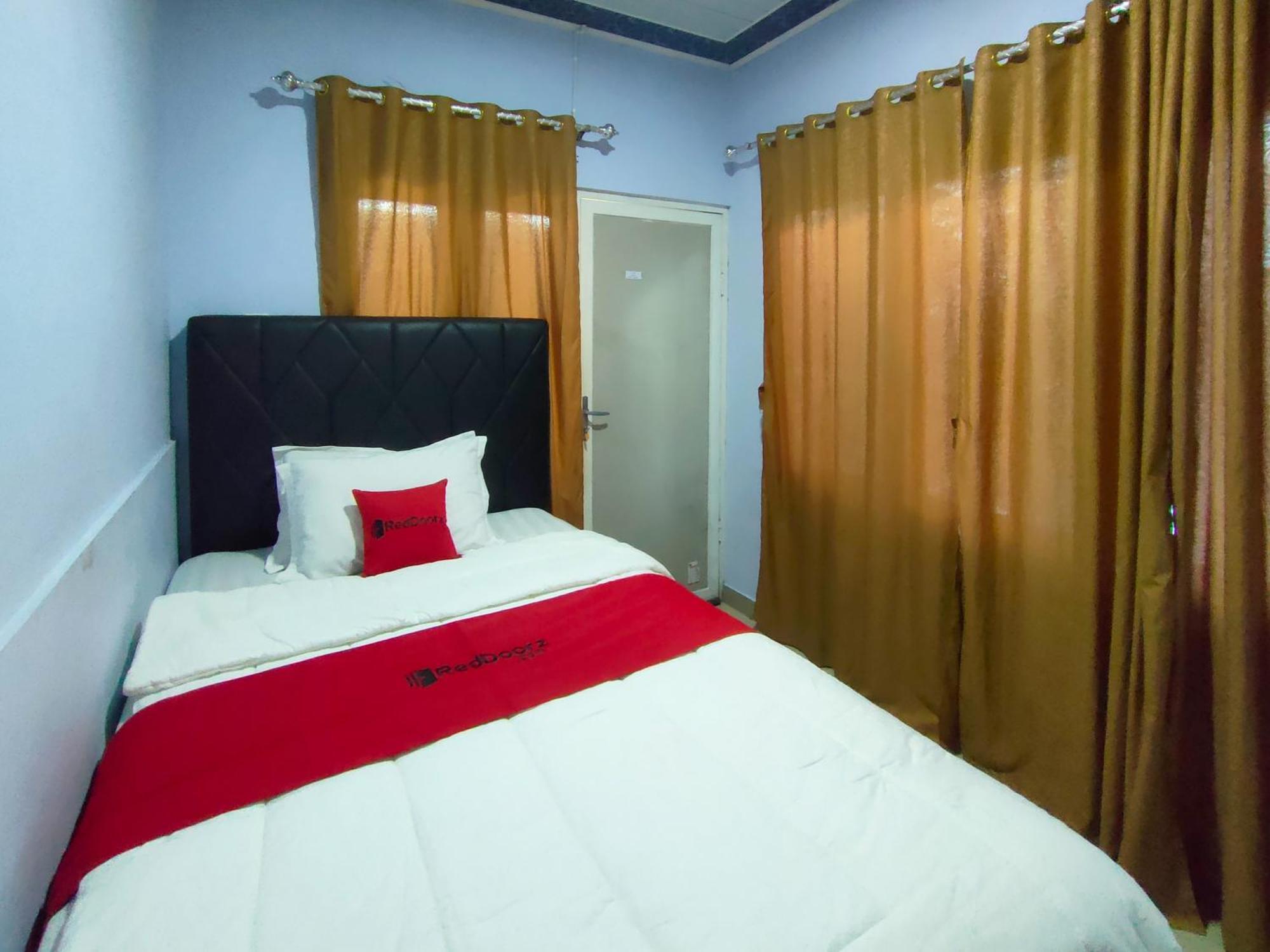Reddoorz Syariah Near Stasiun Wates Hotel Wates  Екстериор снимка