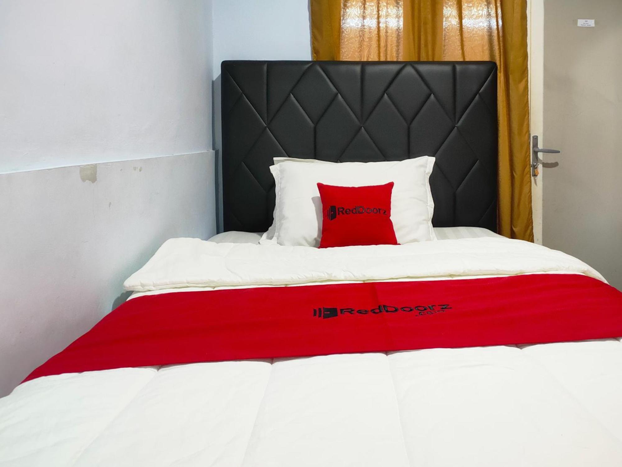 Reddoorz Syariah Near Stasiun Wates Hotel Wates  Екстериор снимка