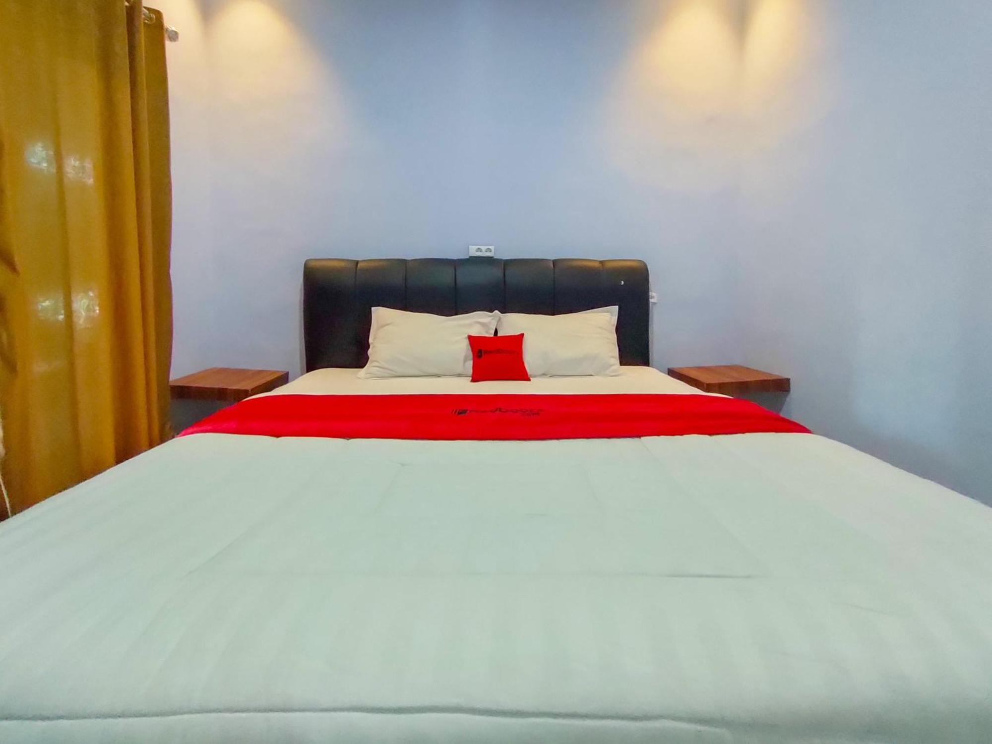 Reddoorz Syariah Near Stasiun Wates Hotel Wates  Екстериор снимка