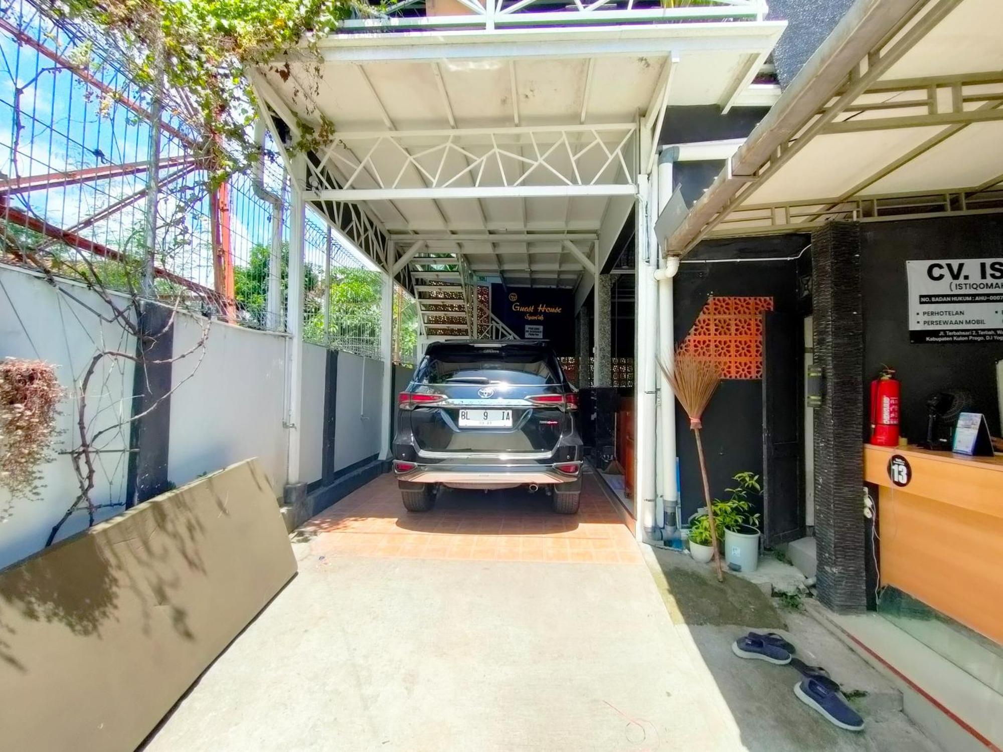 Reddoorz Syariah Near Stasiun Wates Hotel Wates  Екстериор снимка