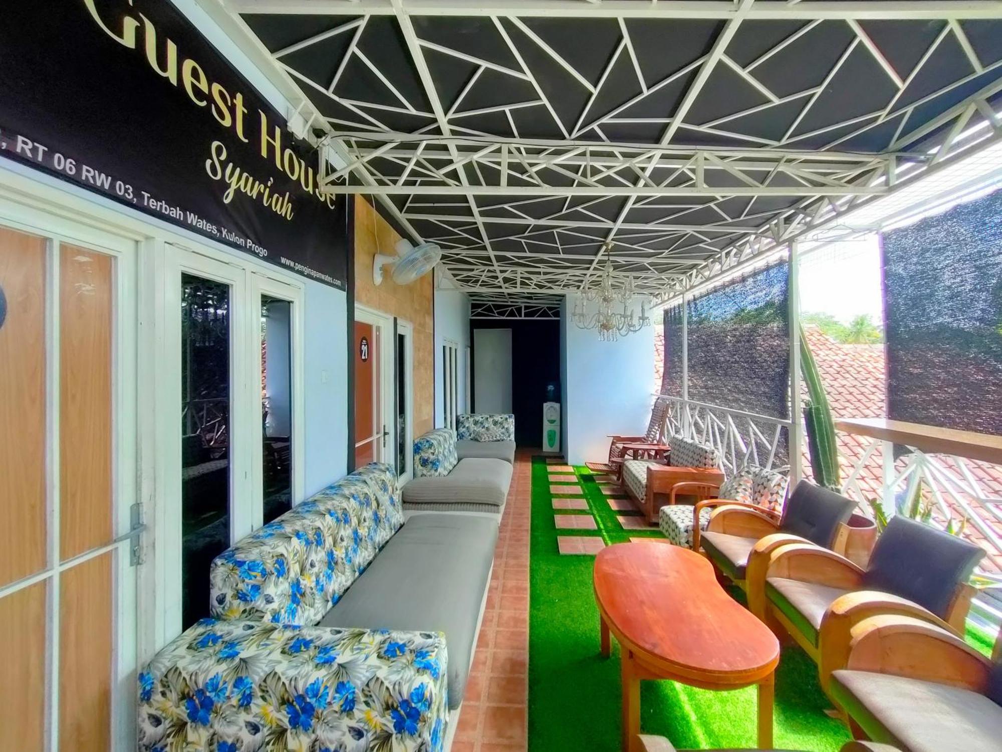 Reddoorz Syariah Near Stasiun Wates Hotel Wates  Екстериор снимка