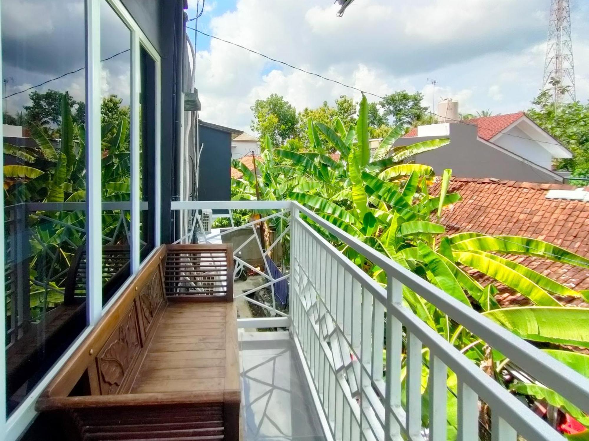 Reddoorz Syariah Near Stasiun Wates Hotel Wates  Екстериор снимка